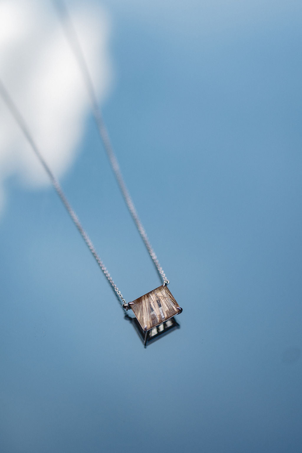 Sonder Gold Thread Necklace