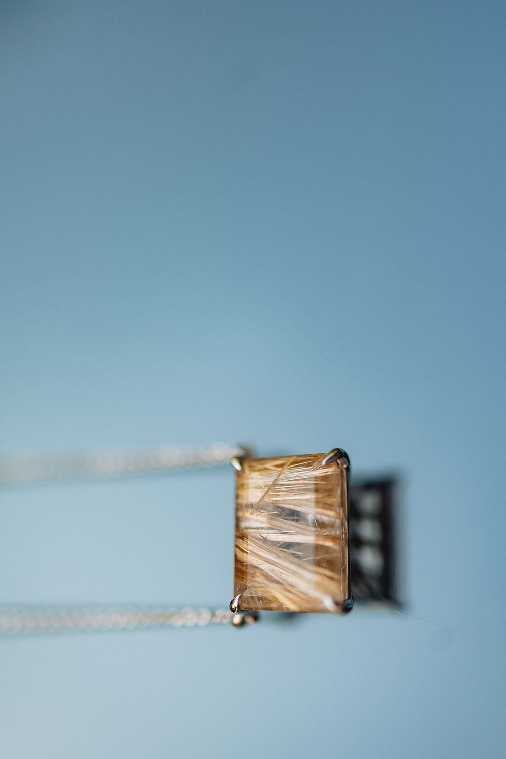 Sonder Gold Thread Necklace