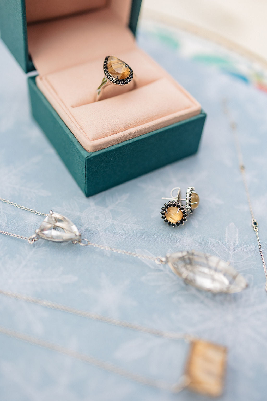 Sonder Stud Earrings